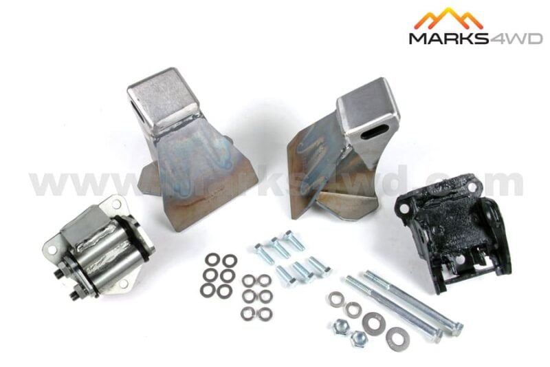 Engine mount kit to suit Chev V8 (using one rubber mount and one heavy duty mount) – MFK625CD