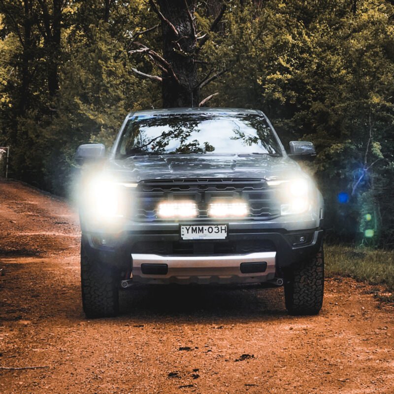 Ford Raptor / Wildtrack -Behind the Grill LED Light Bar